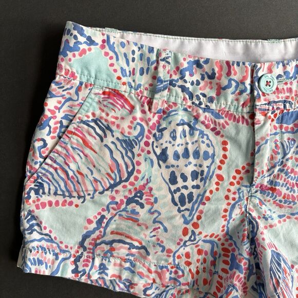 Lilly Pulitzer The Walsh Shorts Shell Me About it Shorts in Size 8 Seashells - Picture 3 of 7